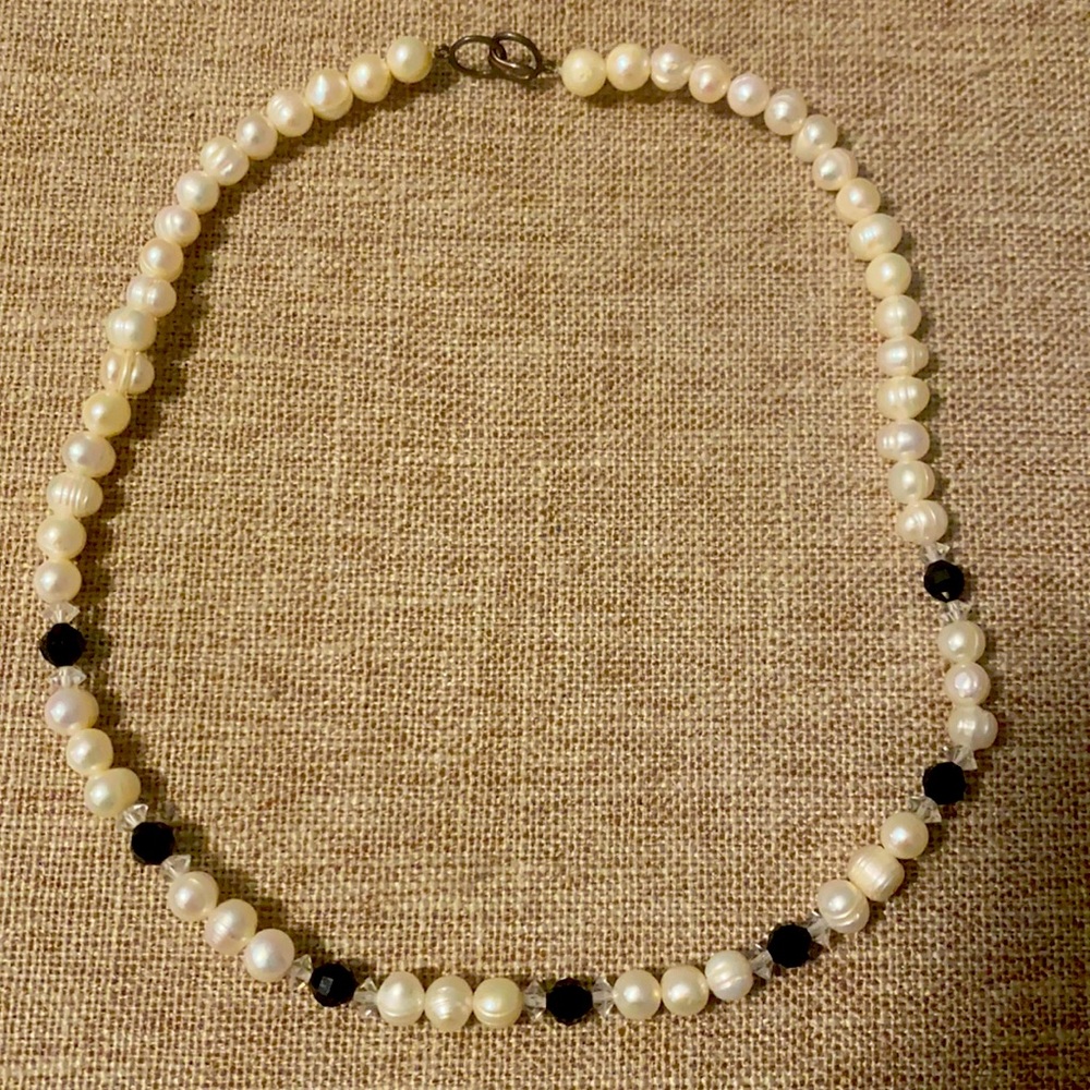 Freshwater pearl necklace